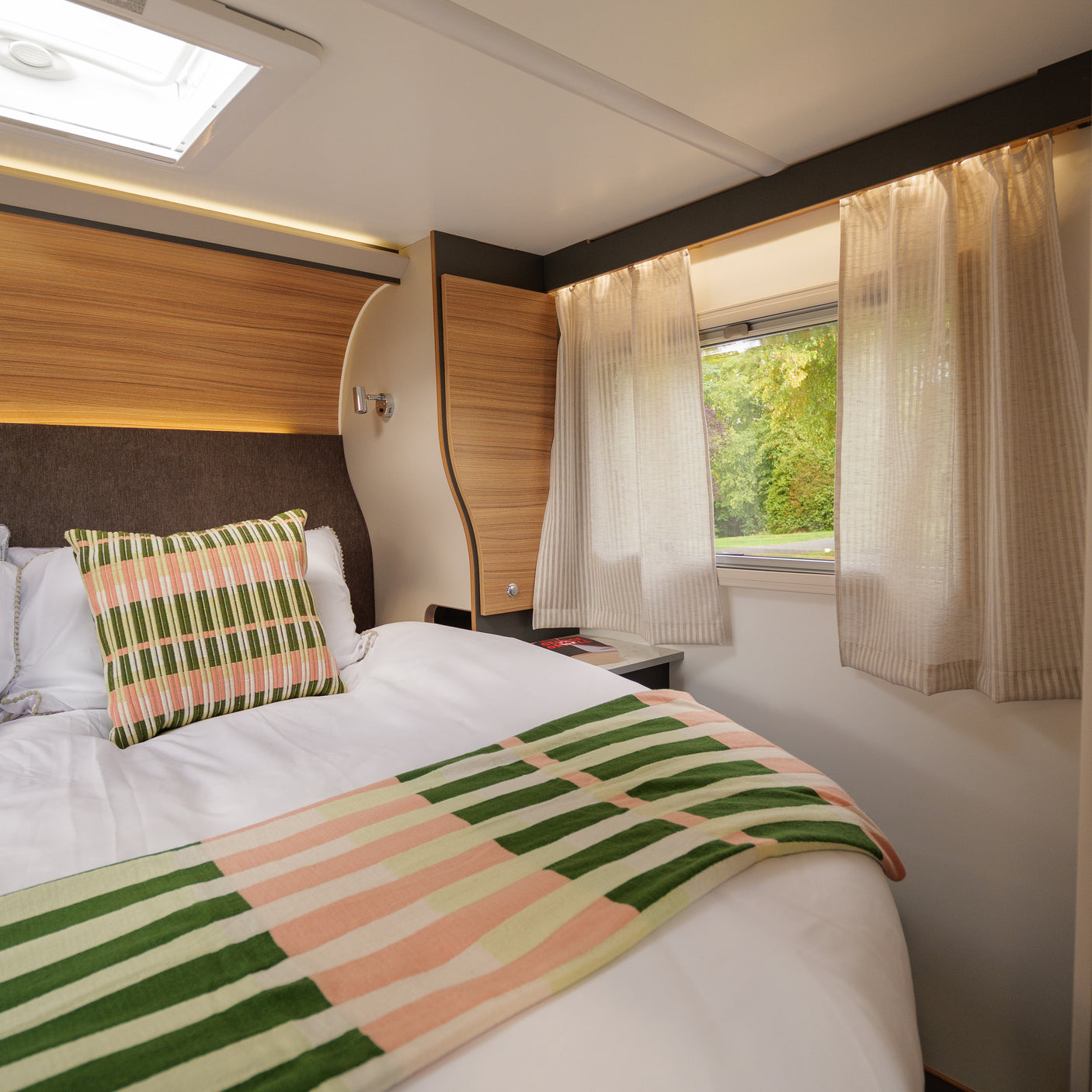 Brand New Automatic Bailey Adamo 4 berth Motorhome + £5000 cash