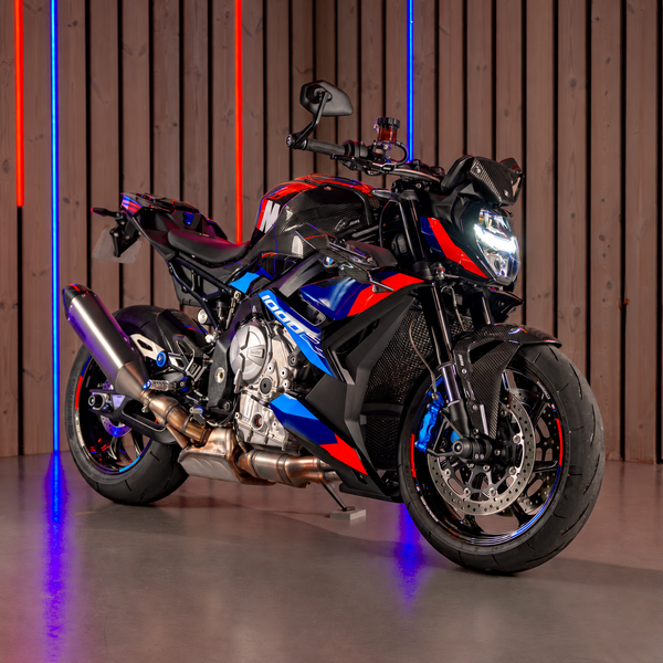 INSANE 2025 BMW M 1000R