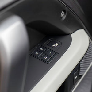 Land Rover Defender X-Dynamic HSE