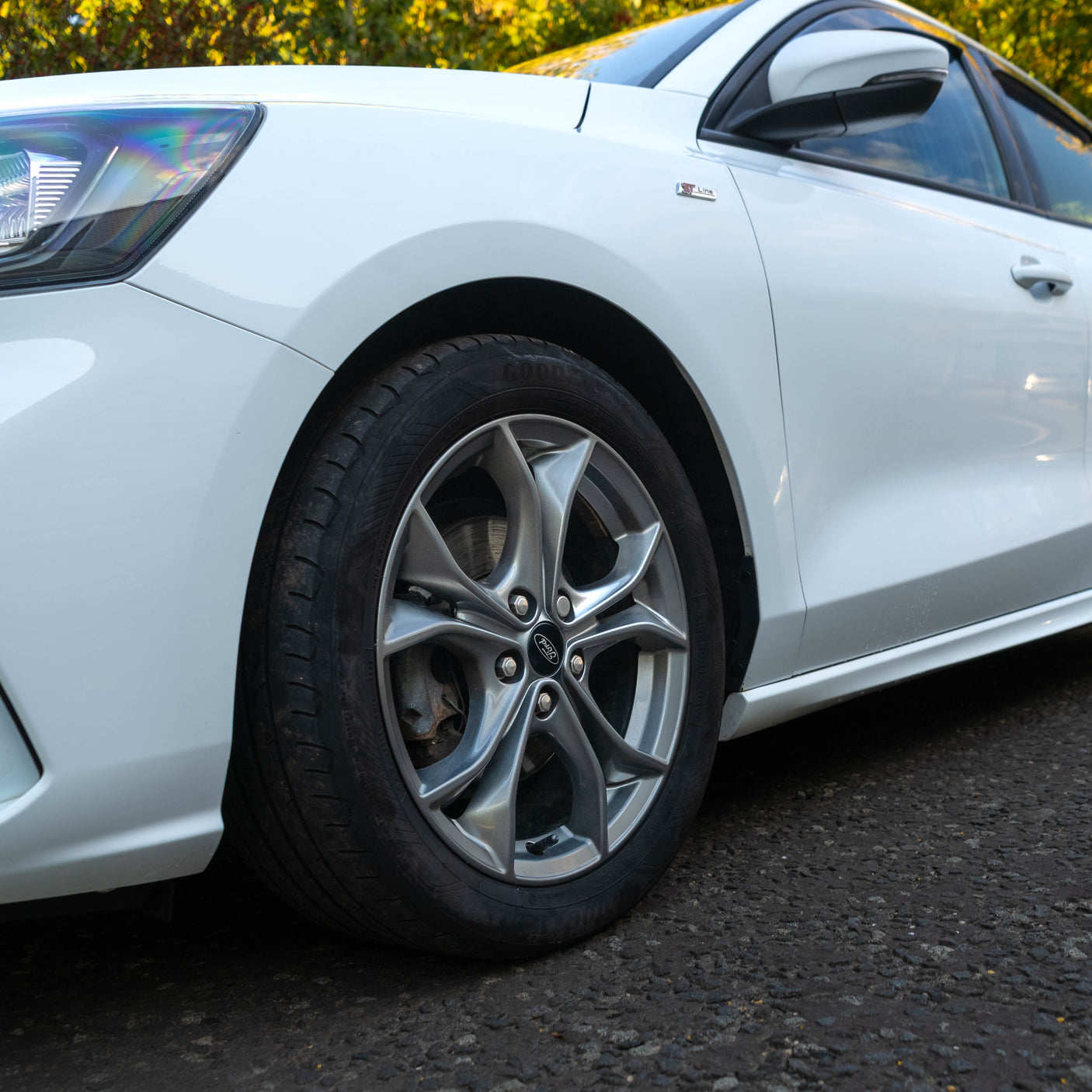 Ford Focus ST-Line + £1000 cash