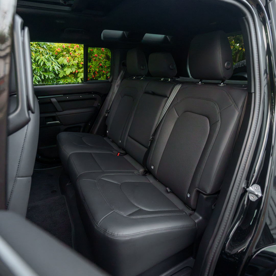 2025 Land Rover Defender 110 X-Dynamic