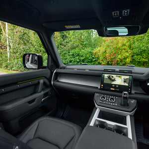 2025 Land Rover Defender 110 X-Dynamic