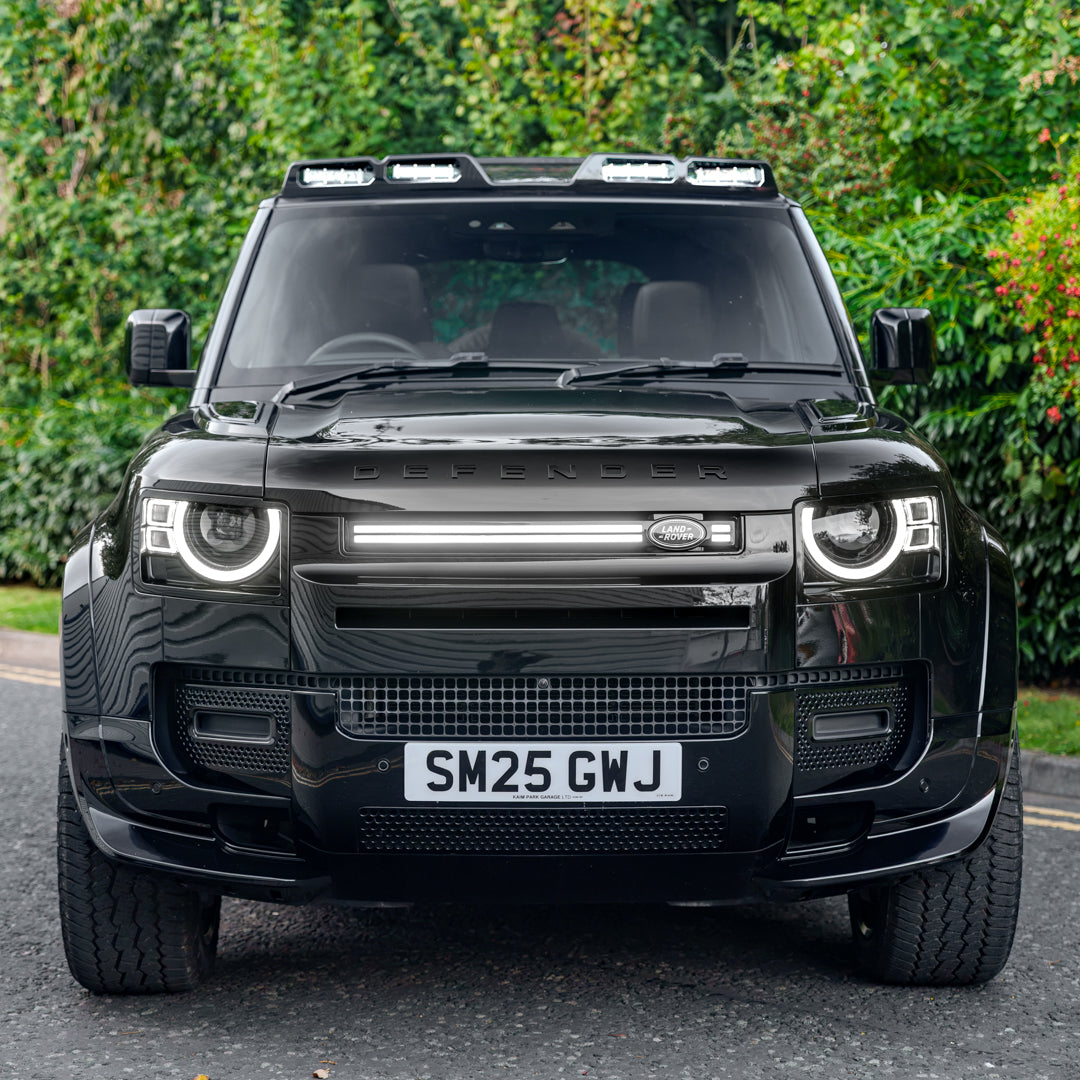2025 Land Rover Defender 110 X-Dynamic