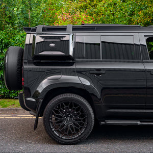 2025 Land Rover Defender 110 X-Dynamic