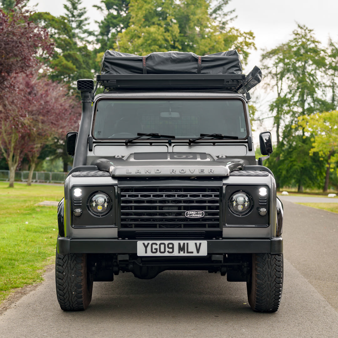 Land Rover Defender 90