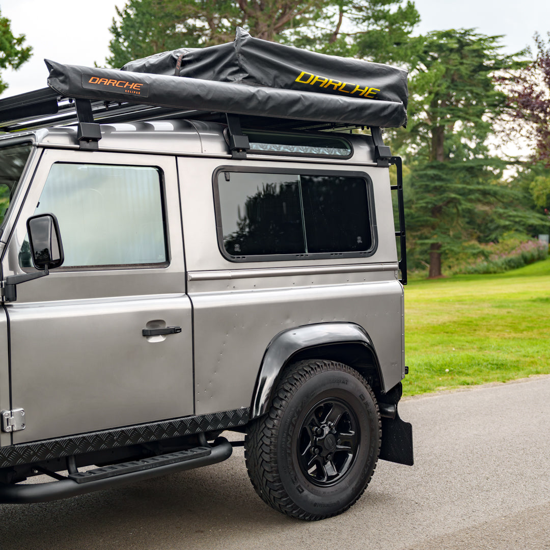 Land Rover Defender 90