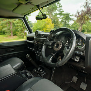 Land Rover Defender 90