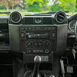 Land Rover Defender 90