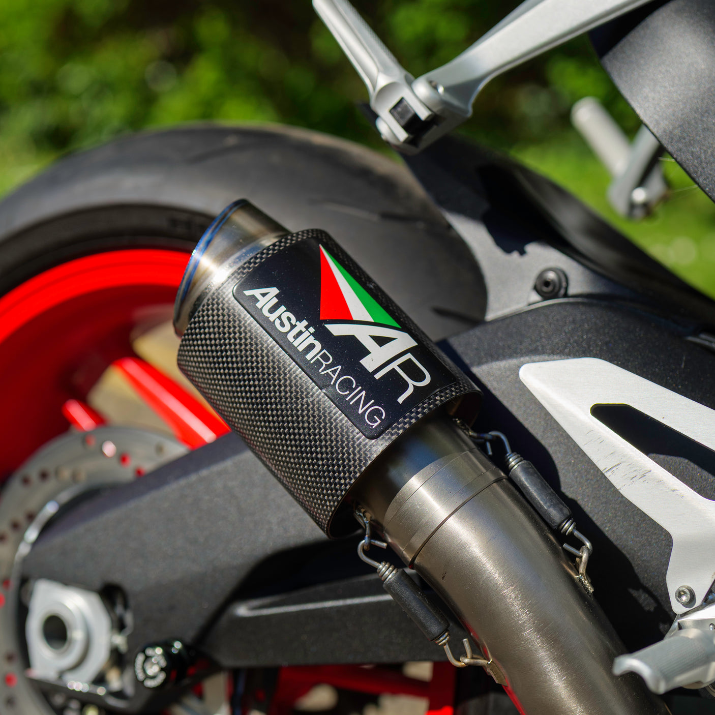 FAST FRIDAY: Ducati Panigale 959 Corse + £500