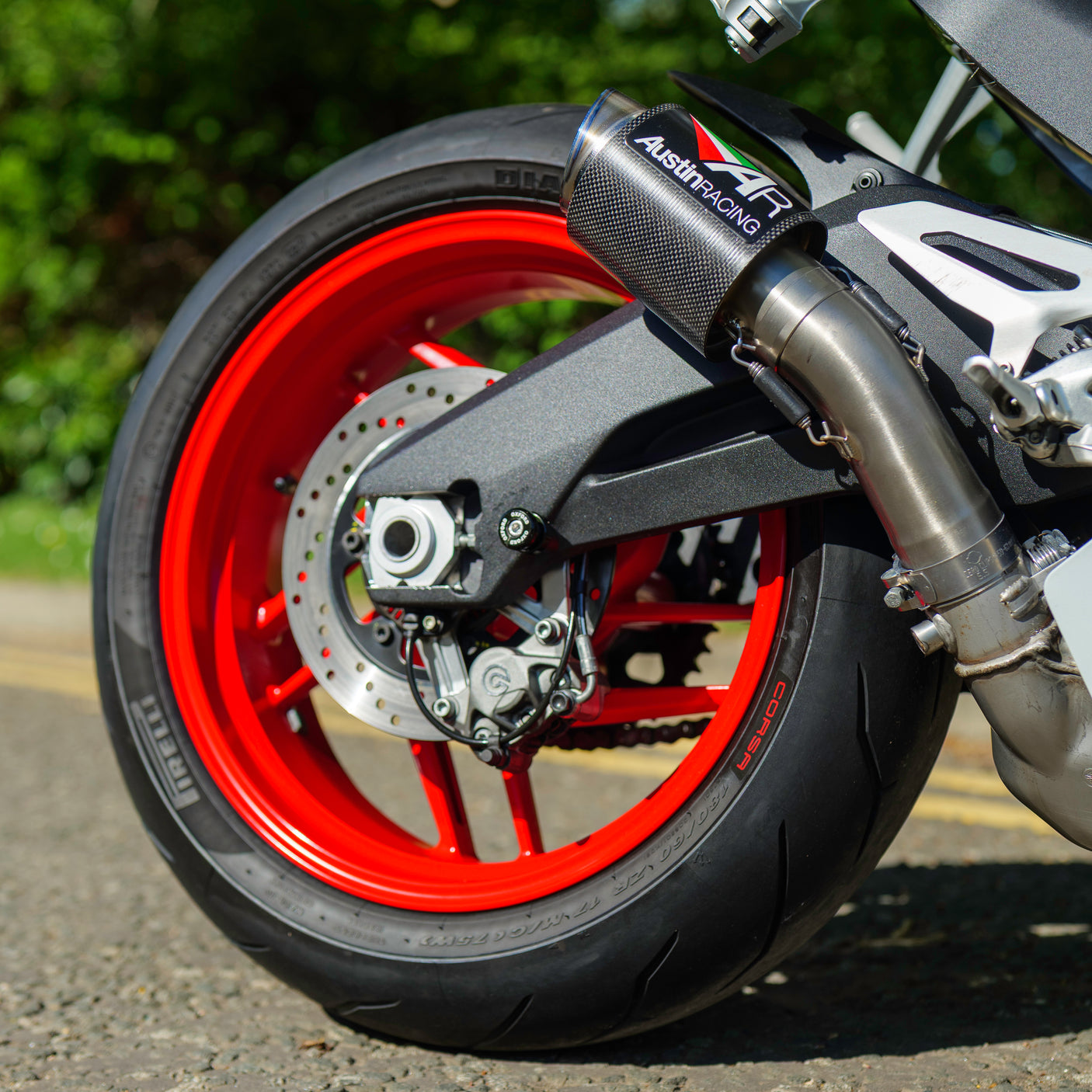 FAST FRIDAY: Ducati Panigale 959 Corse + £500