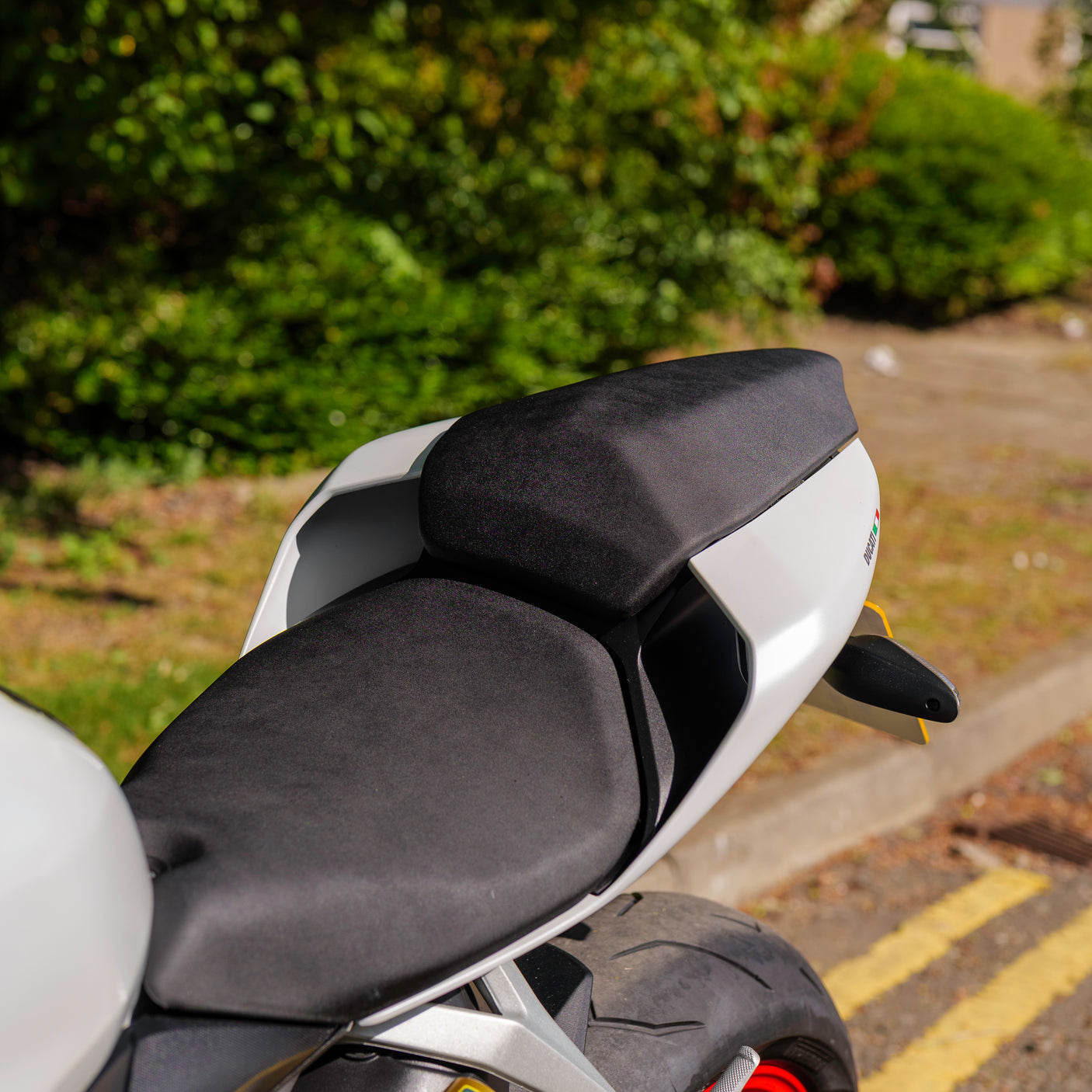 FAST FRIDAY: Ducati Panigale 959 Corse + £500