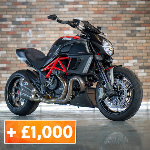 Ducati Diavel Carbon + £1,000