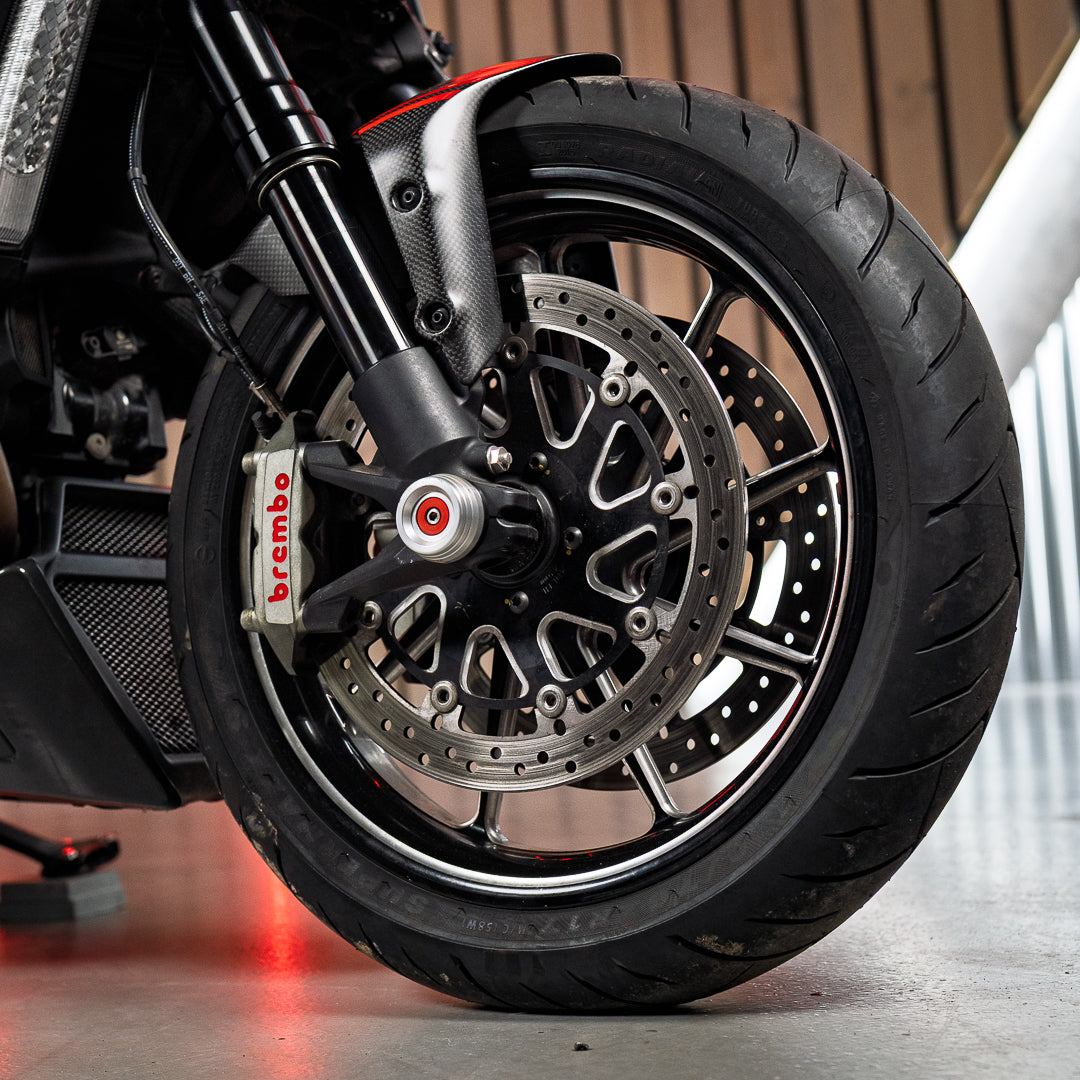Ducati Diavel Carbon
