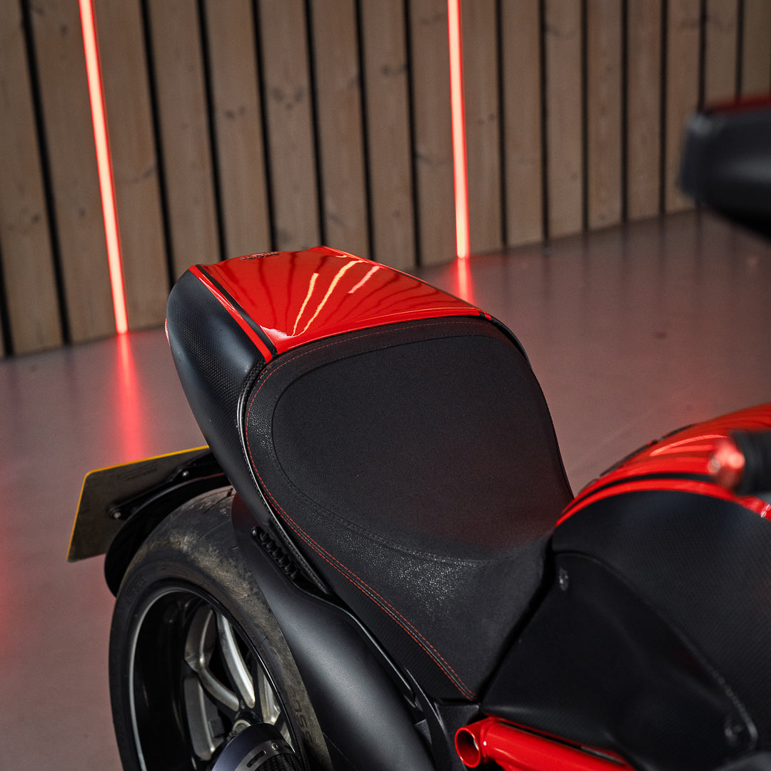Ducati Diavel Carbon