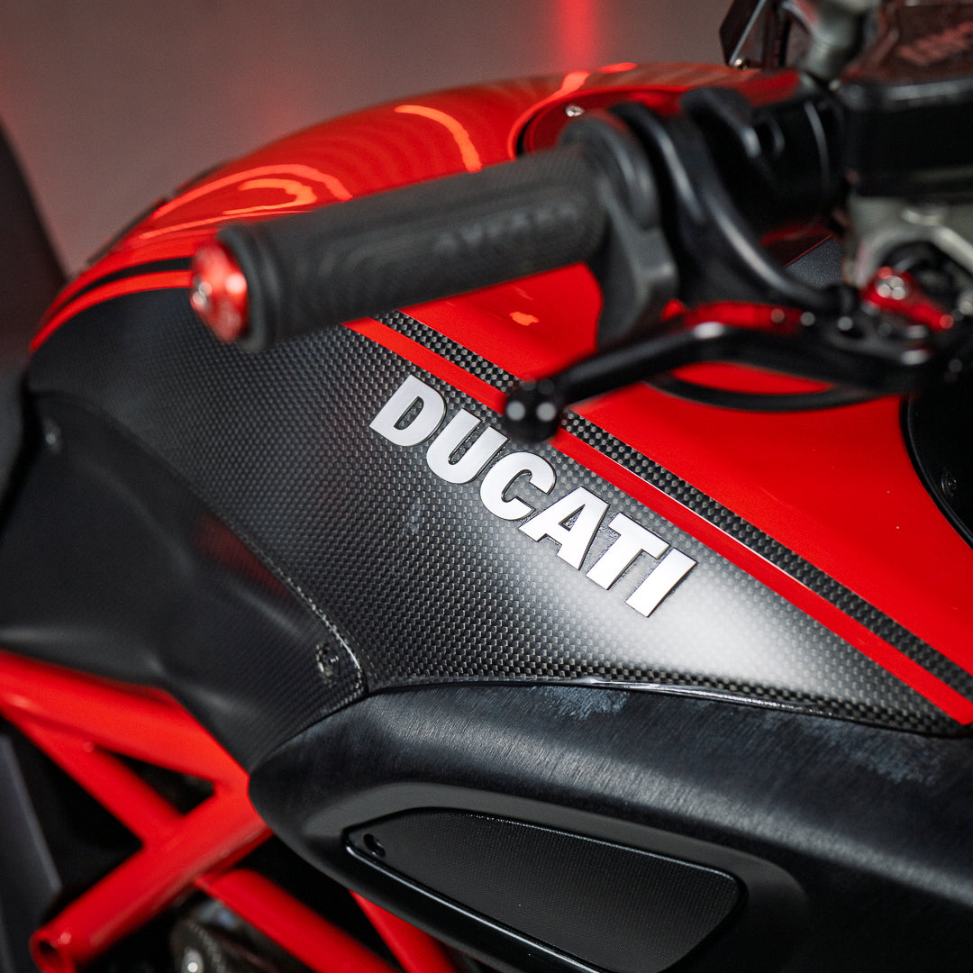 Ducati Diavel Carbon