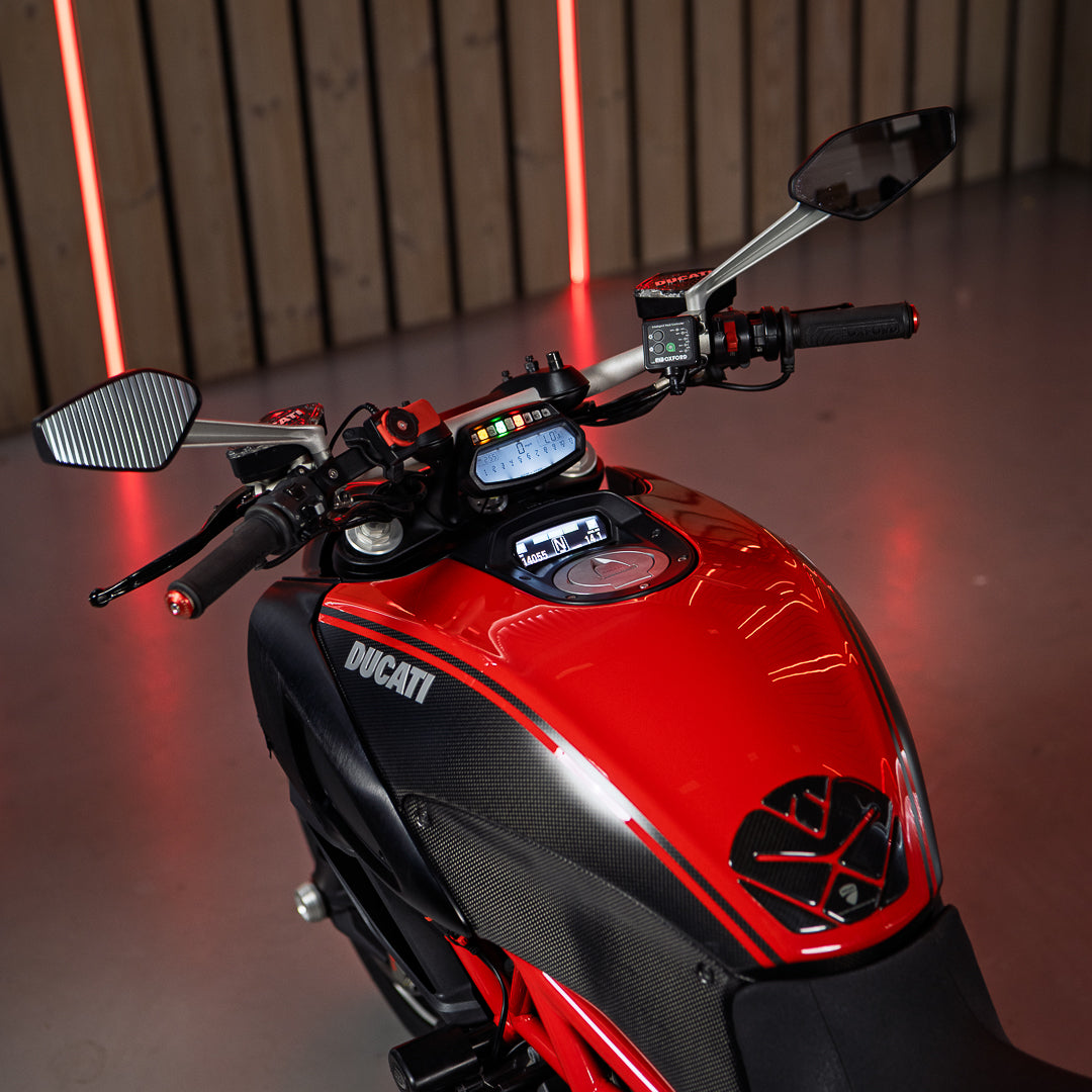 Ducati Diavel Carbon