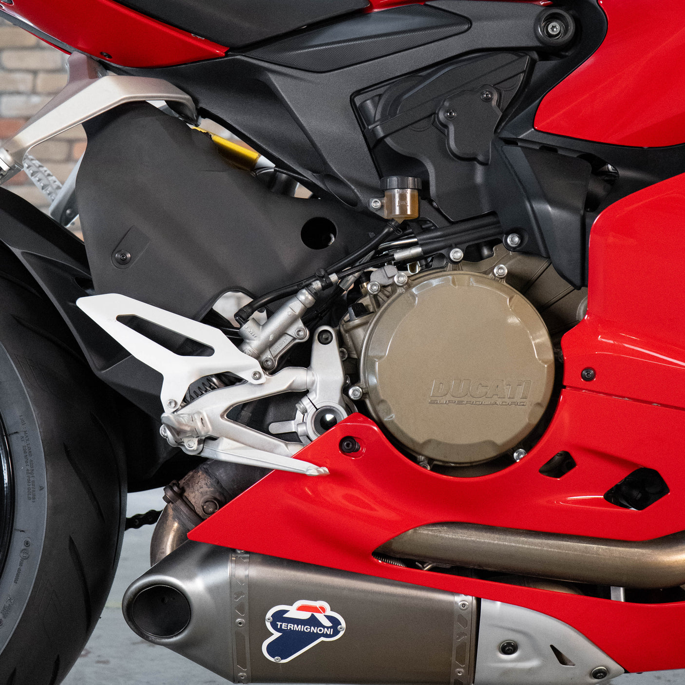 FAST FRIDAY - Ducati 1199 Panigale + £1000 cash