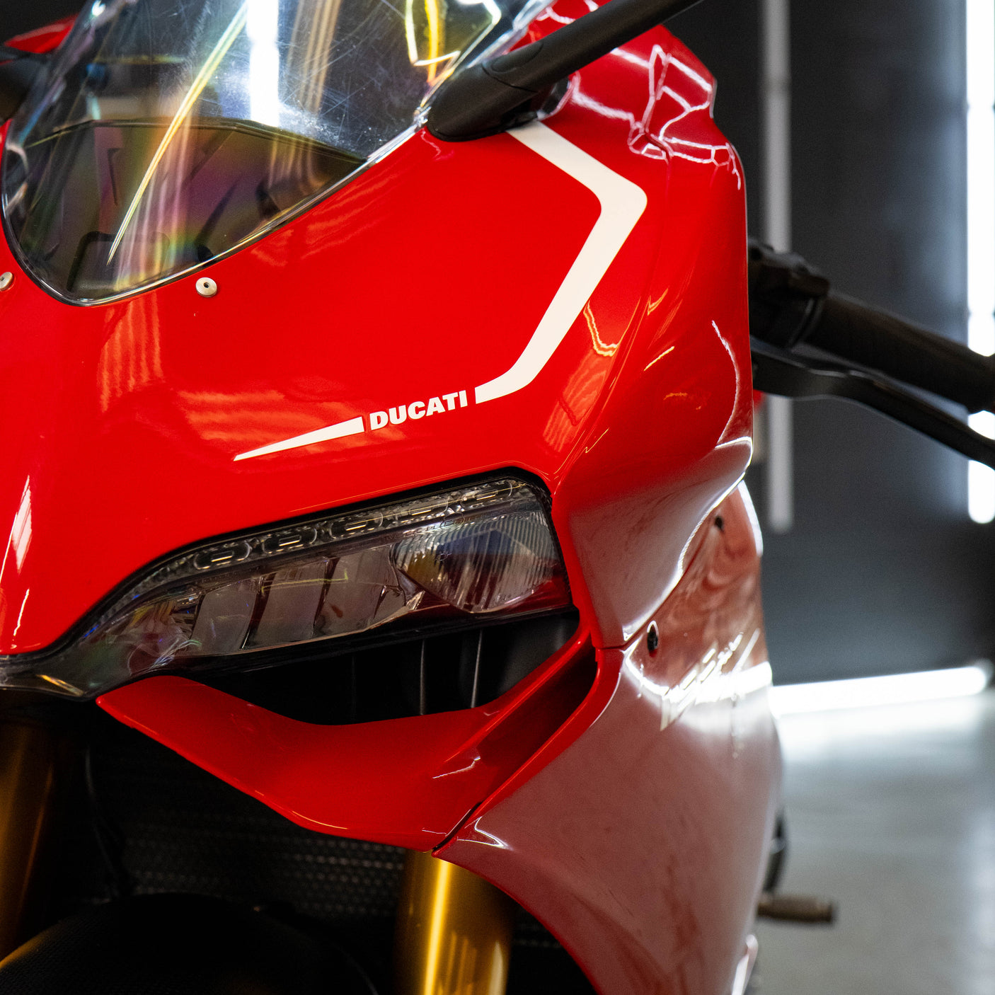 Fast Friday: INSANE Ducati Panigale R + £1000 cash