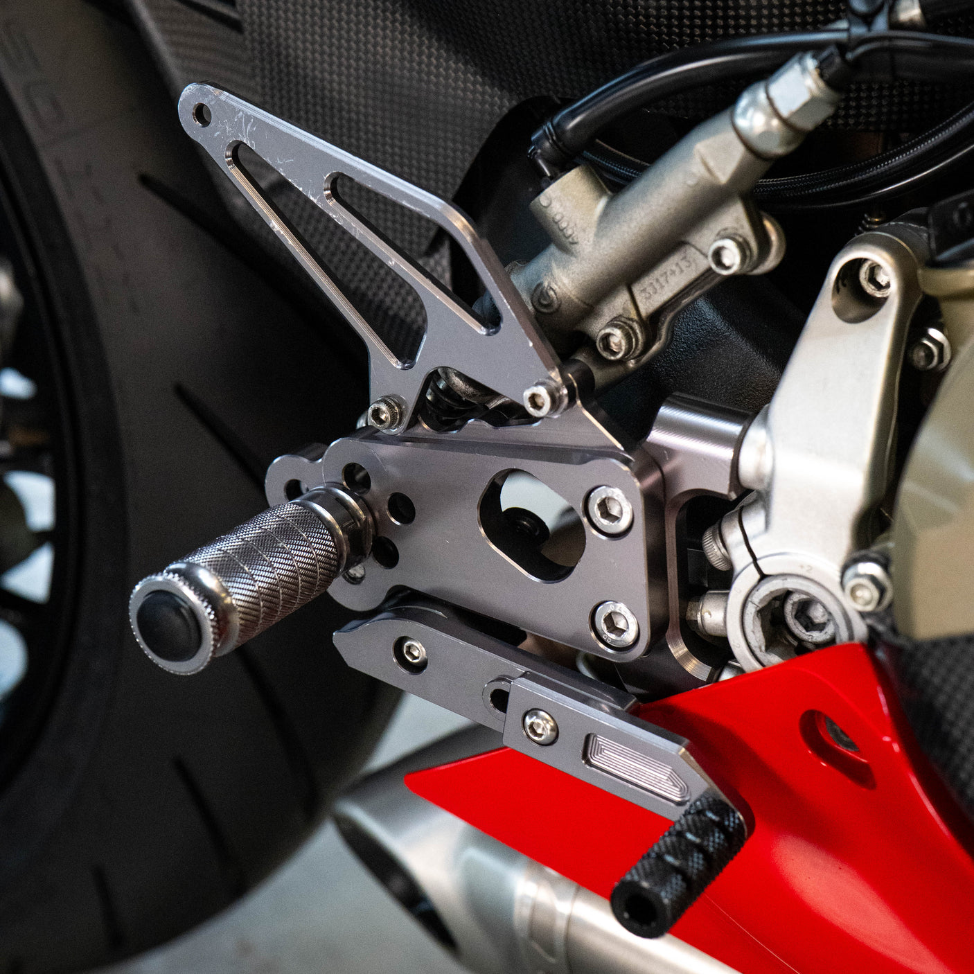 Fast Friday: INSANE Ducati Panigale R + £1000 cash