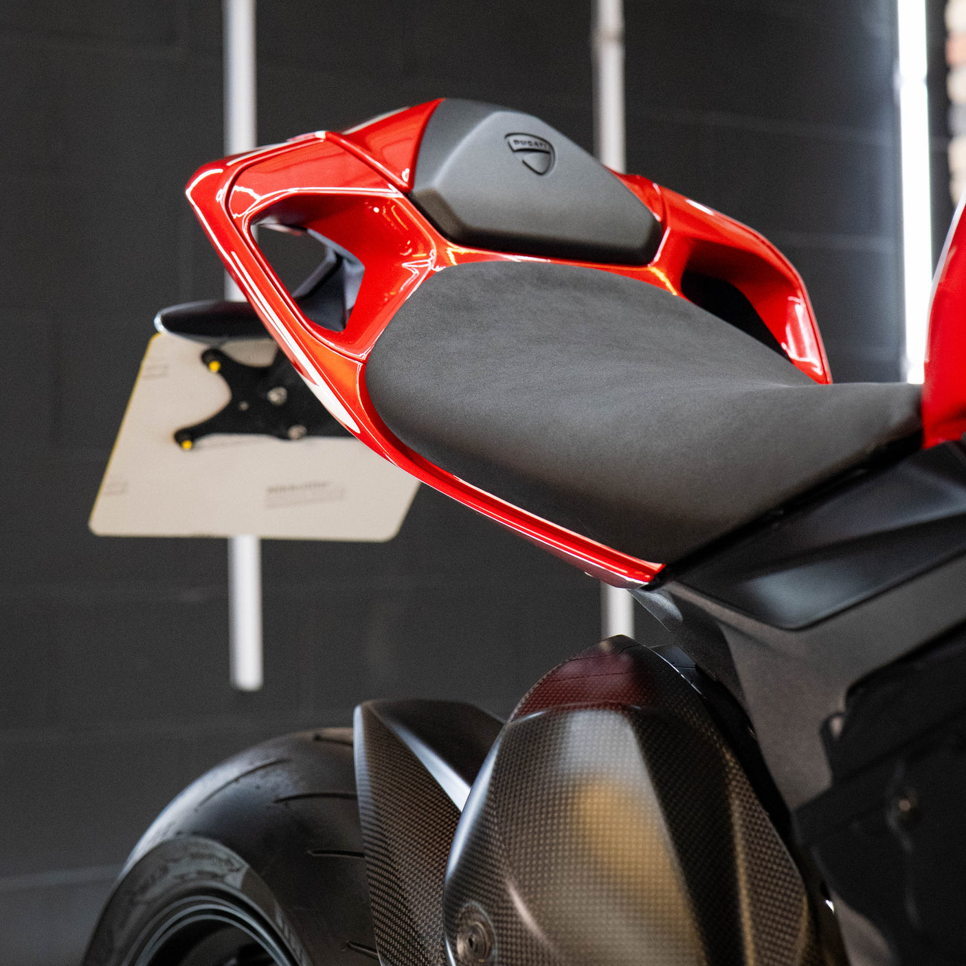 Fast Friday: INSANE Ducati Panigale R + £1000 cash