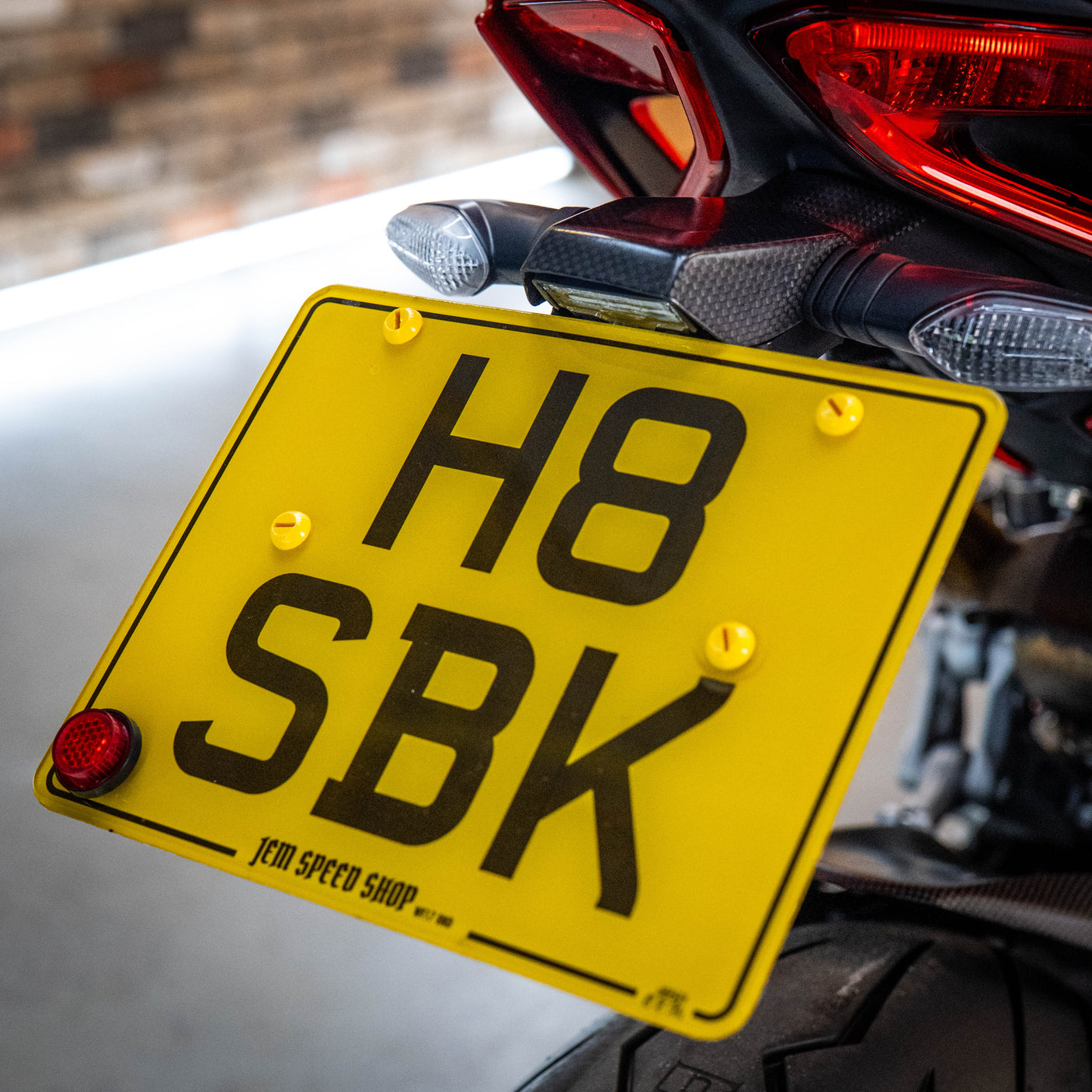 Fast Friday: INSANE Ducati Panigale R + £1000 cash