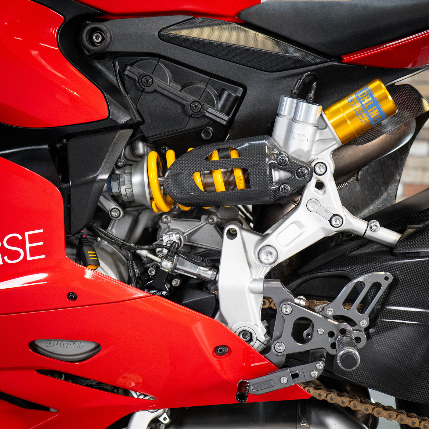 Fast Friday: INSANE Ducati Panigale R + £1000 cash