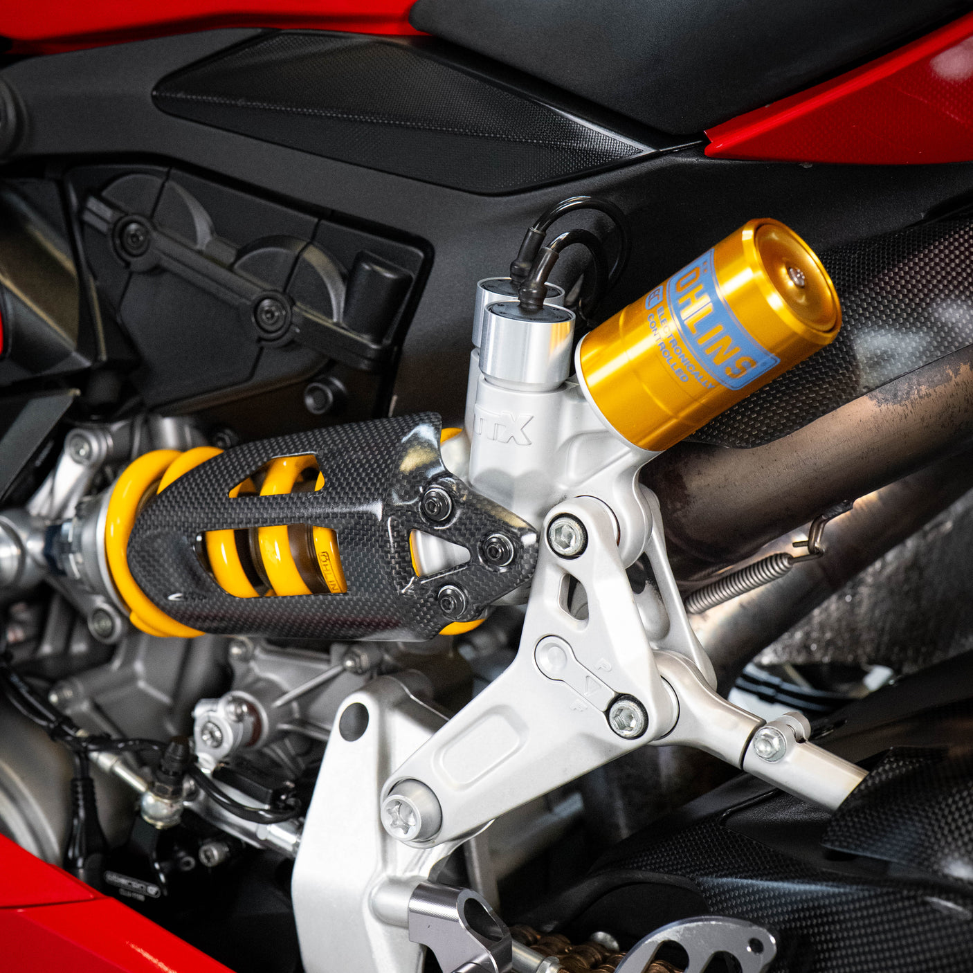Fast Friday: INSANE Ducati Panigale R + £1000 cash