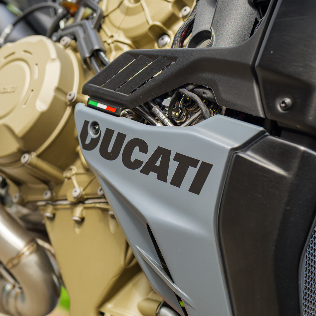 2023 Ducati Streetfighter v4S