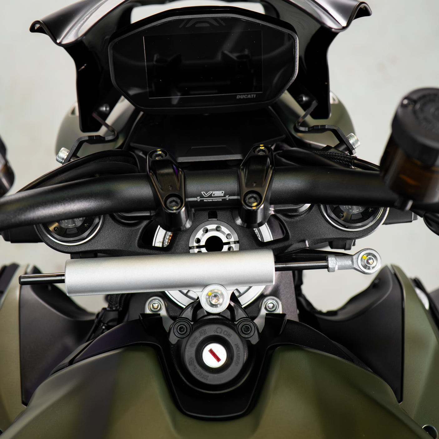 Fast Friday: INSANE 2023 Ducati Streetfighter + £1000 cash