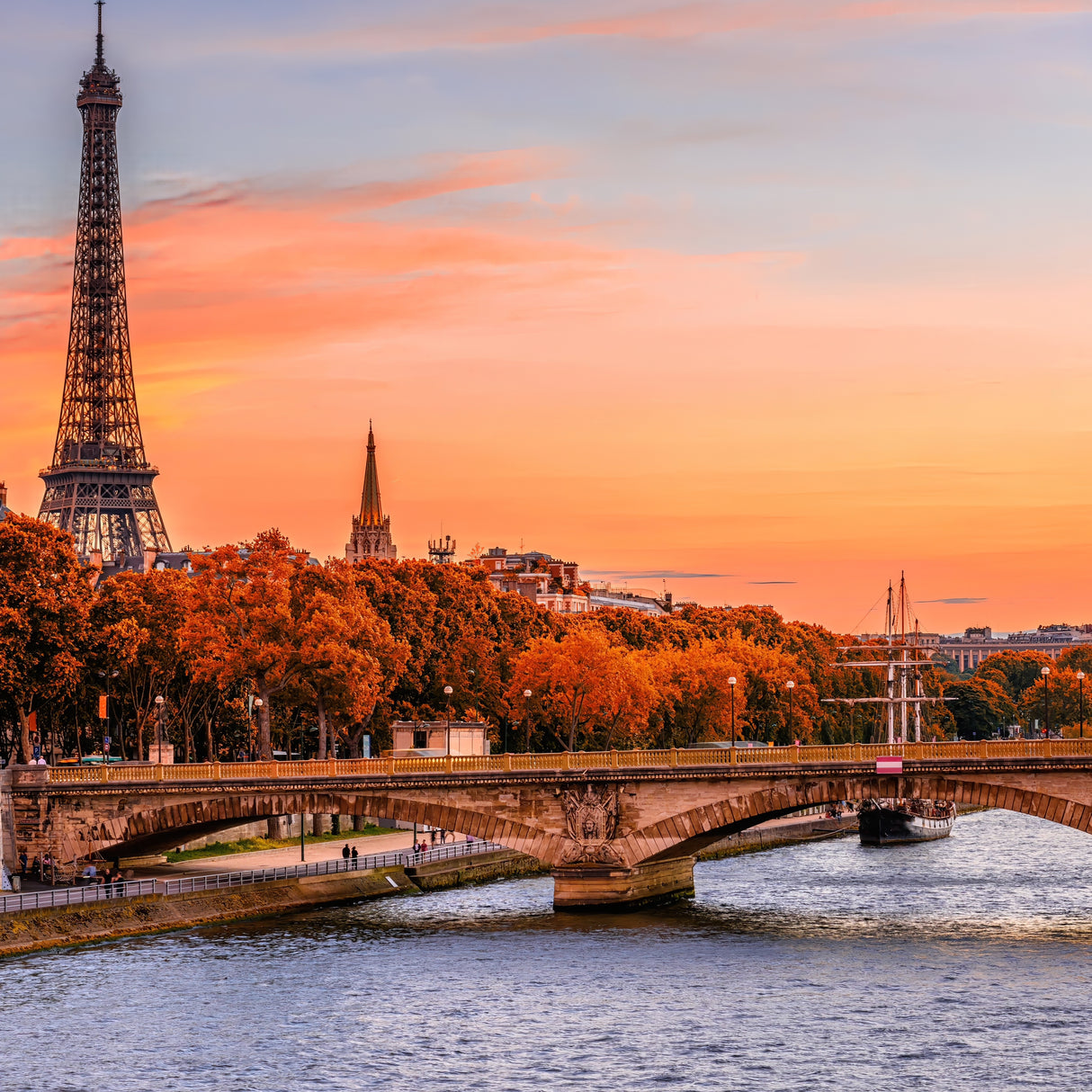 Romantic 2-Night Valentine's Getaway to Paris + £500 Spending Money