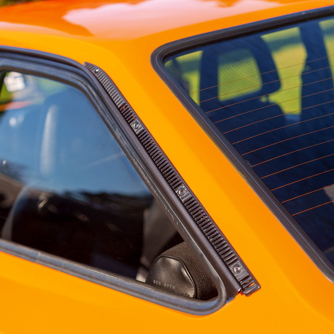FORD ESCORT RS2000