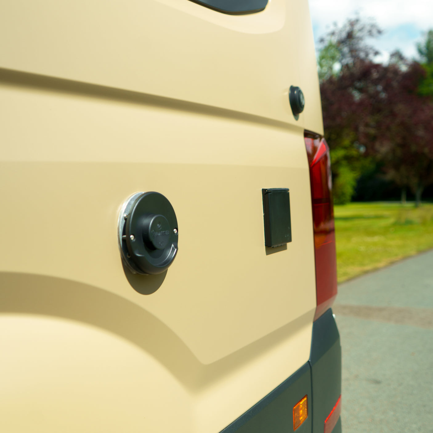 Farah: 4 berth VW Crafter Campervan + £5000