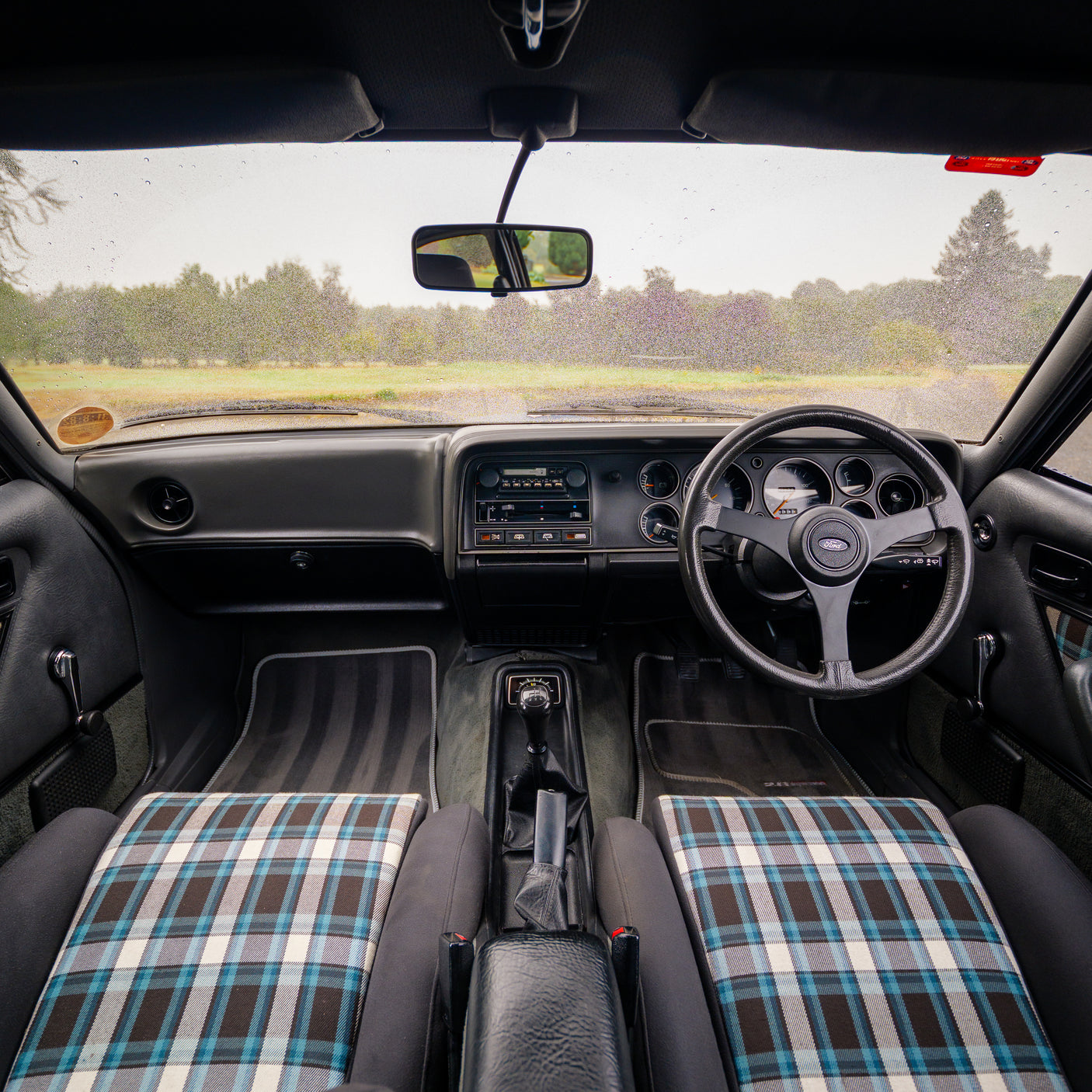 Stunning 1981 Ford Capri 2.8 Injection + £1000 cash