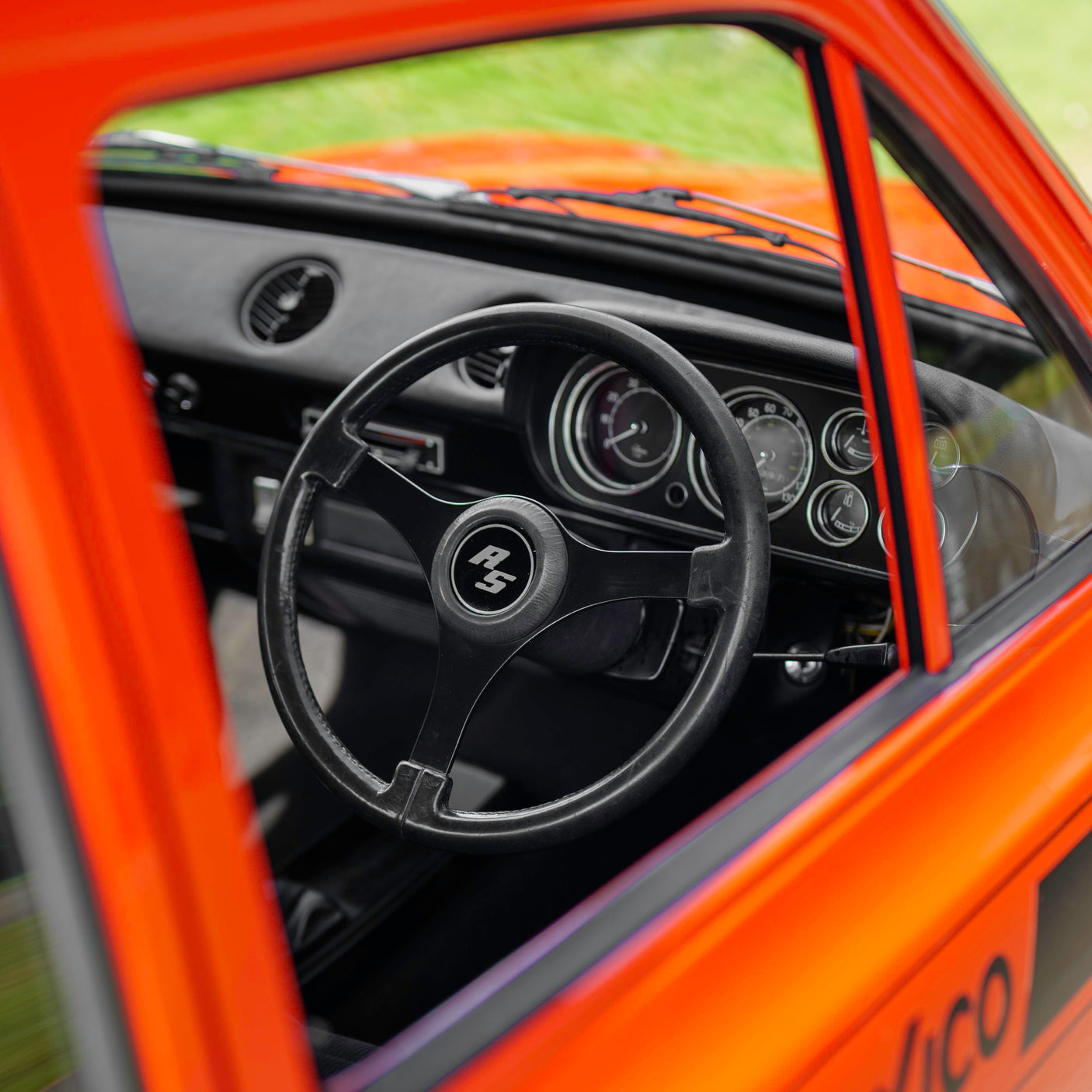 Bangers & Cash Featured  1973 Ford Escort Mk1 Mexico + £5000