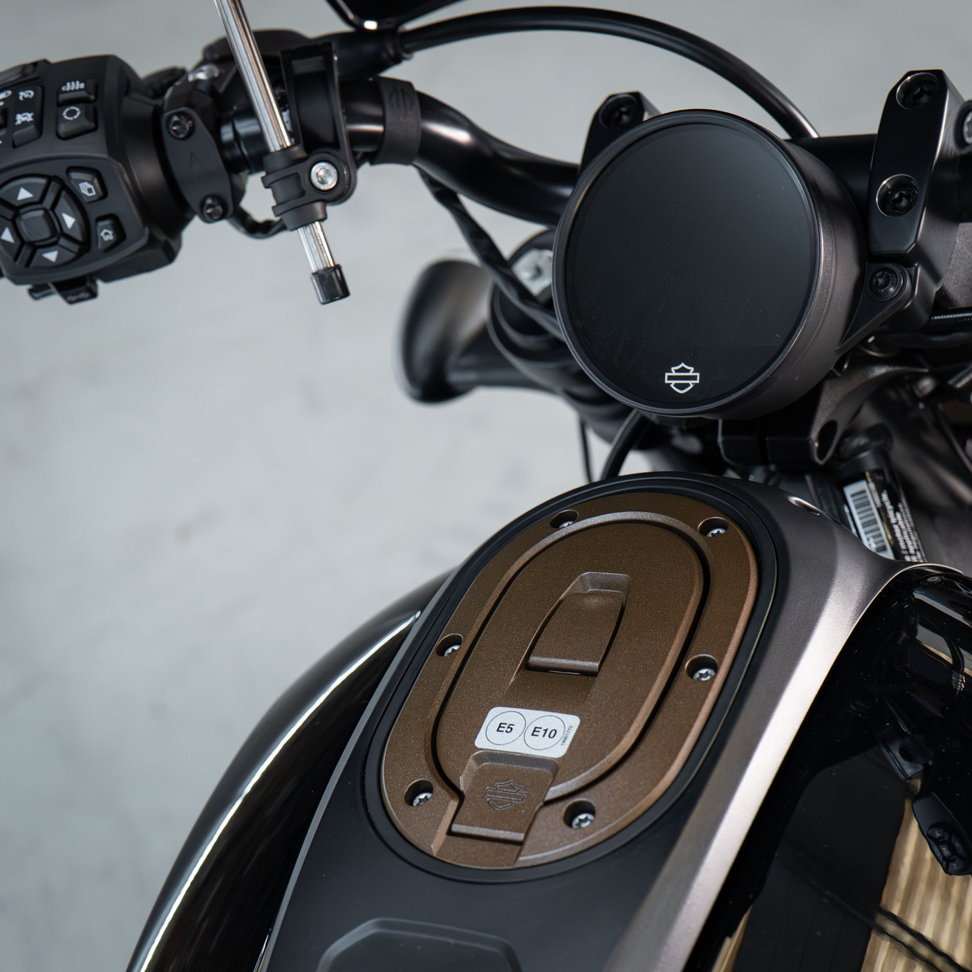 2022 HARLEY DAVIDSON SPORTSTER S + £1000