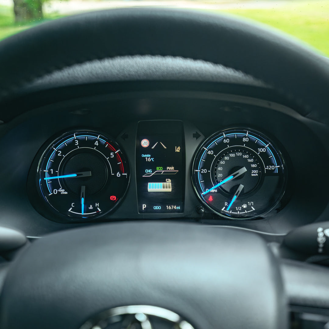 2025 Toyota Hilux Invincible X