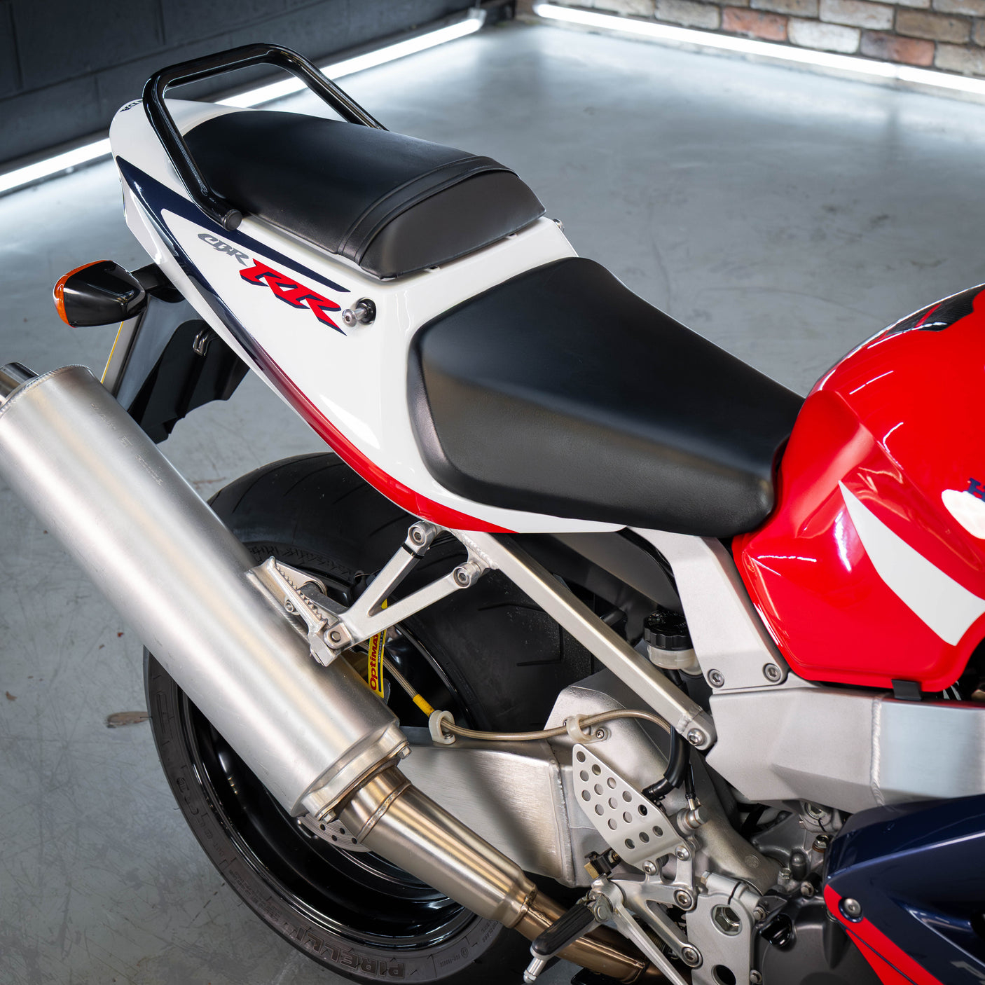 Minted 2001 Honda Fireblade 929