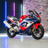 Minted 2001 Honda Fireblade 929