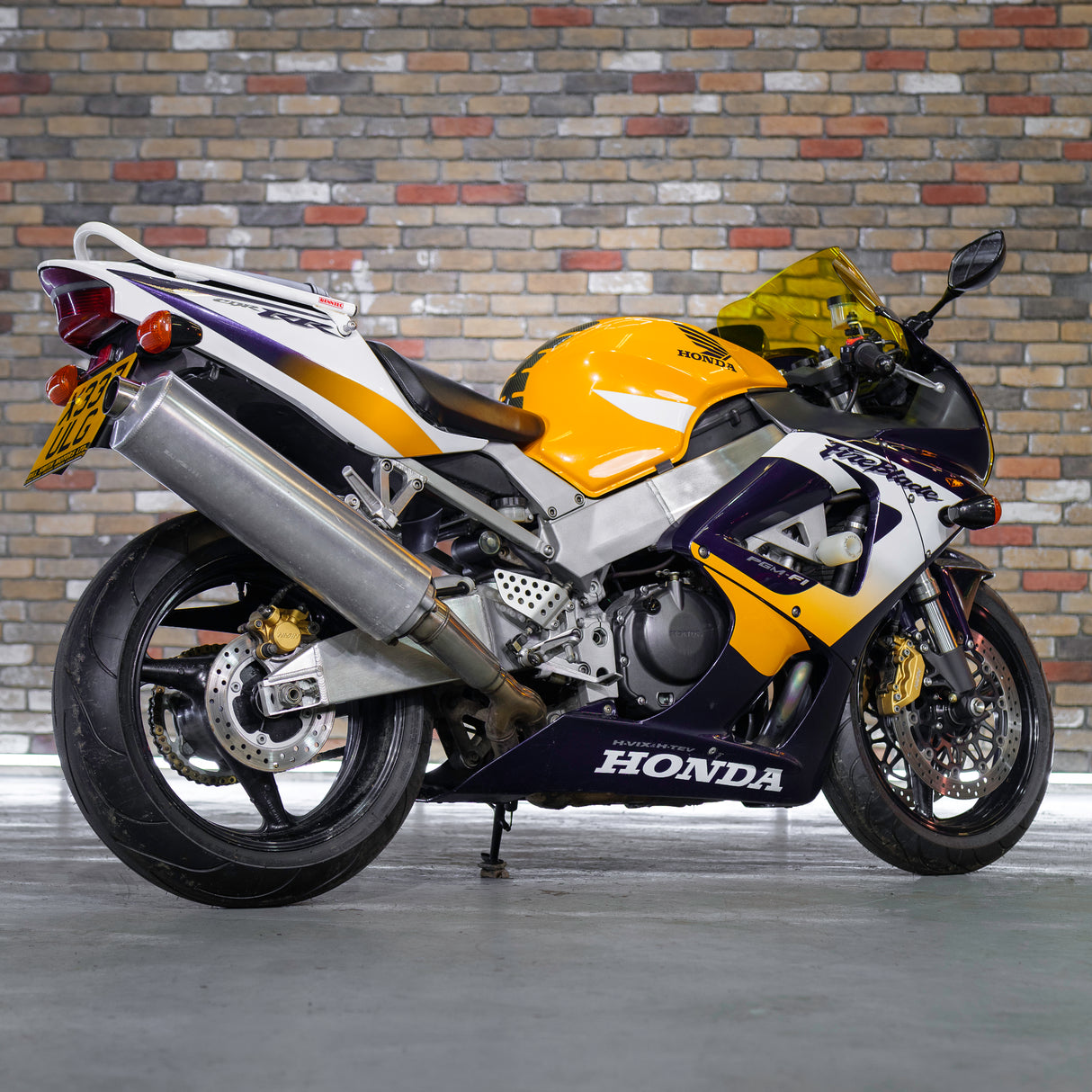 LOW ODDS - 2000 Honda Fireblade - 21st Feb 25