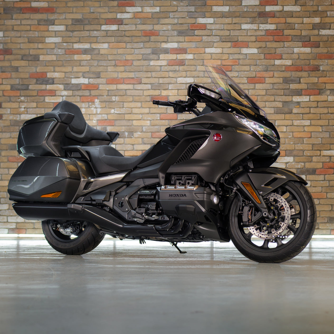 Brand New Honda Goldwing GL1800 Tour