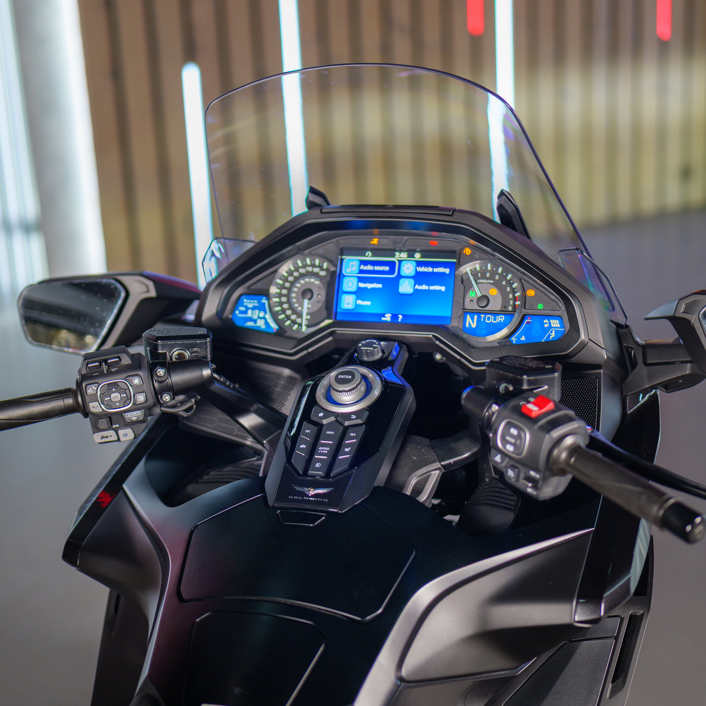 Honda Goldwing GL1800 + £2k