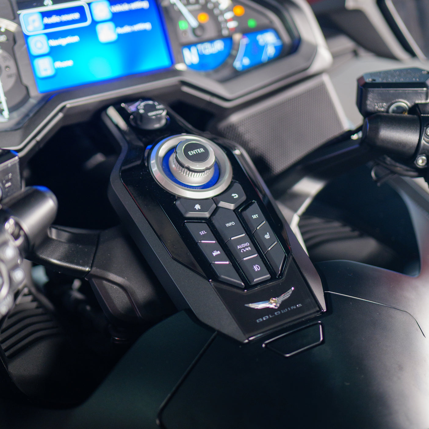 Honda Goldwing GL1800 + £2k