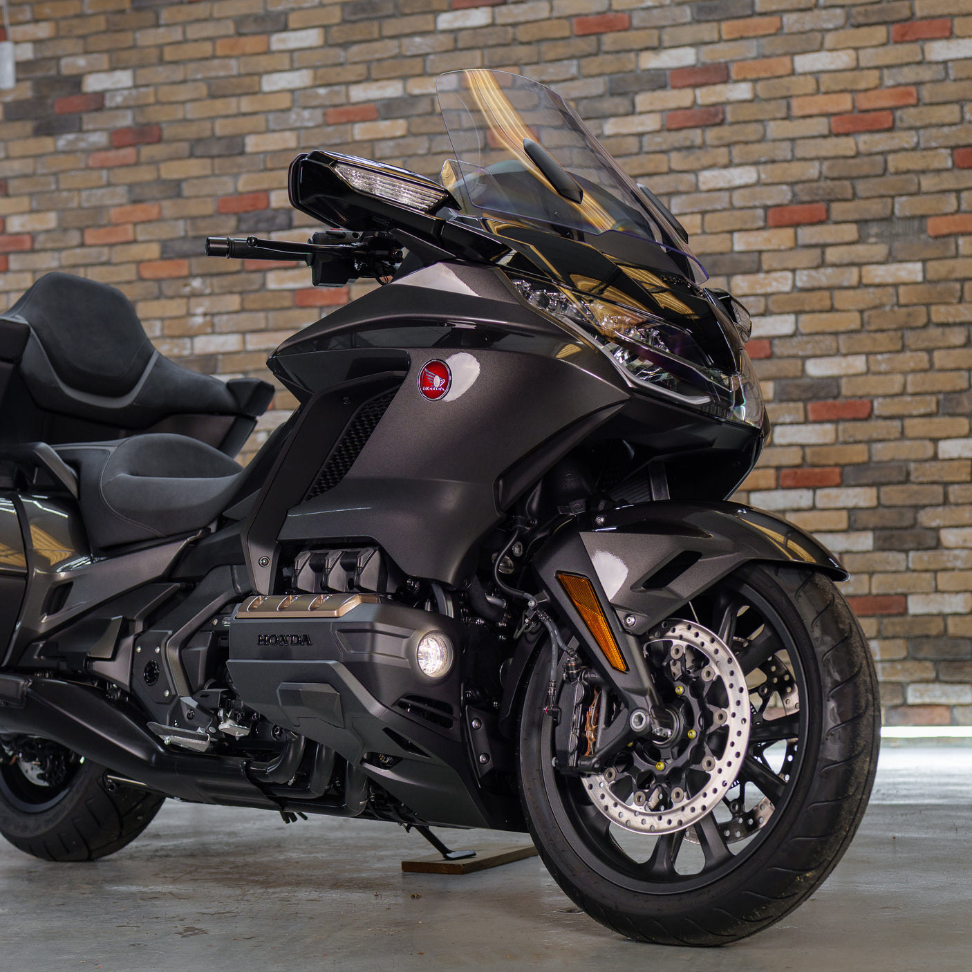 Brand New Honda Goldwing GL1800 Tour