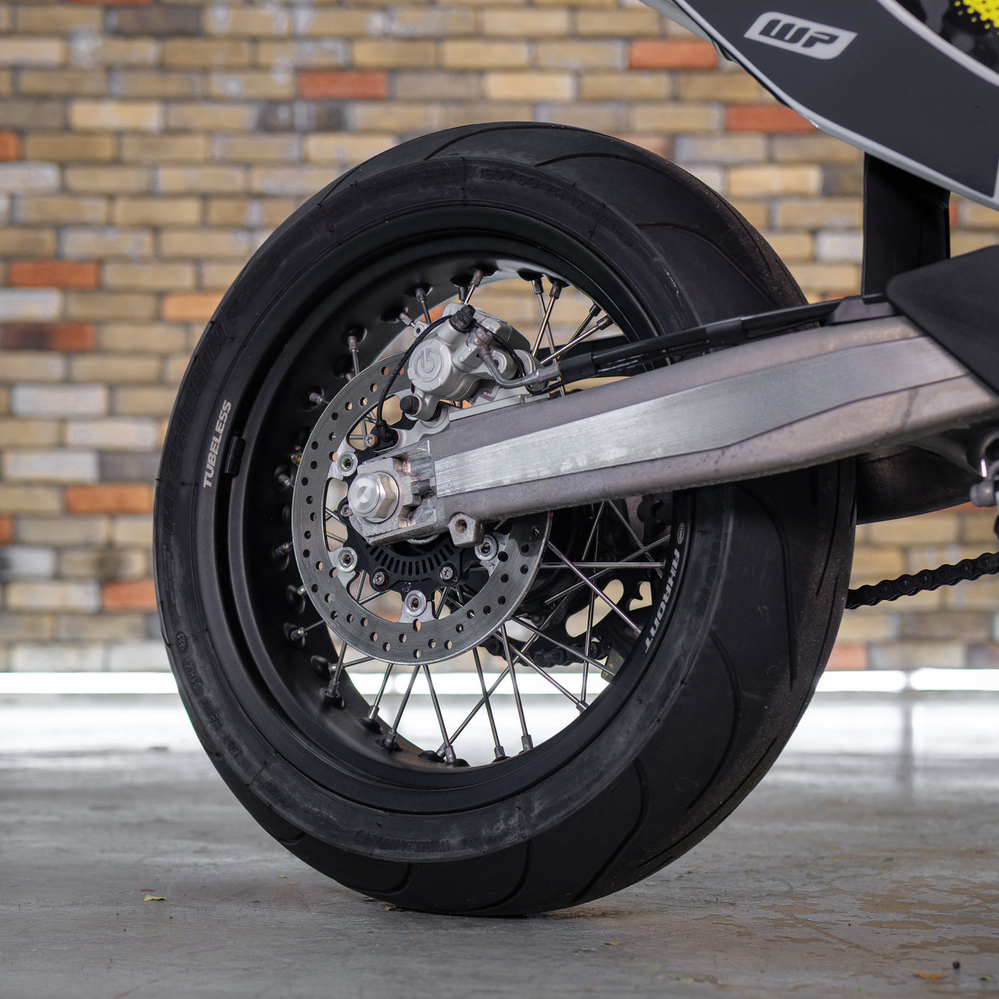 2022 Husqvarna 701 Supermoto + £1000 cash