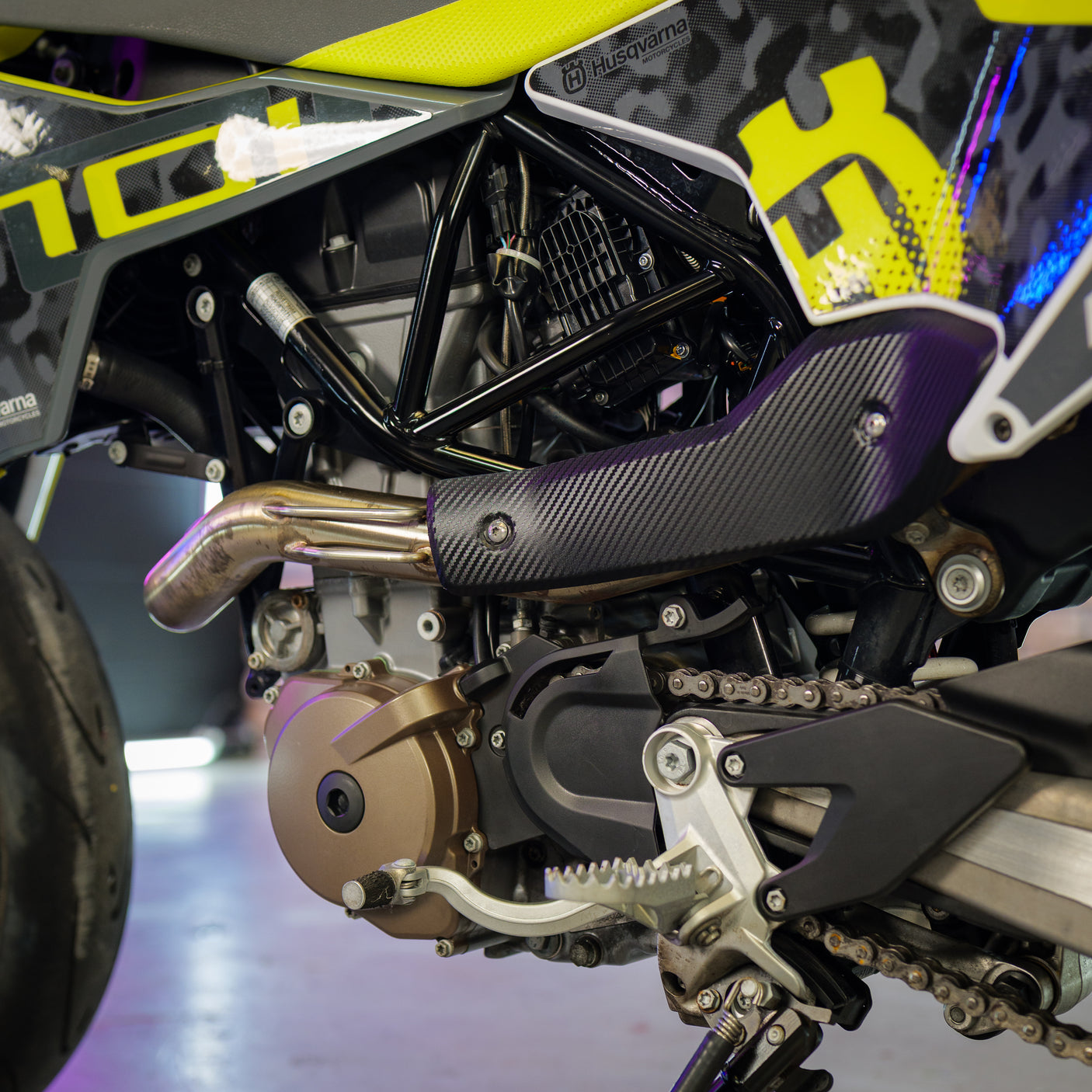 2022 Husqvarna 701 Supermoto + £1000 cash