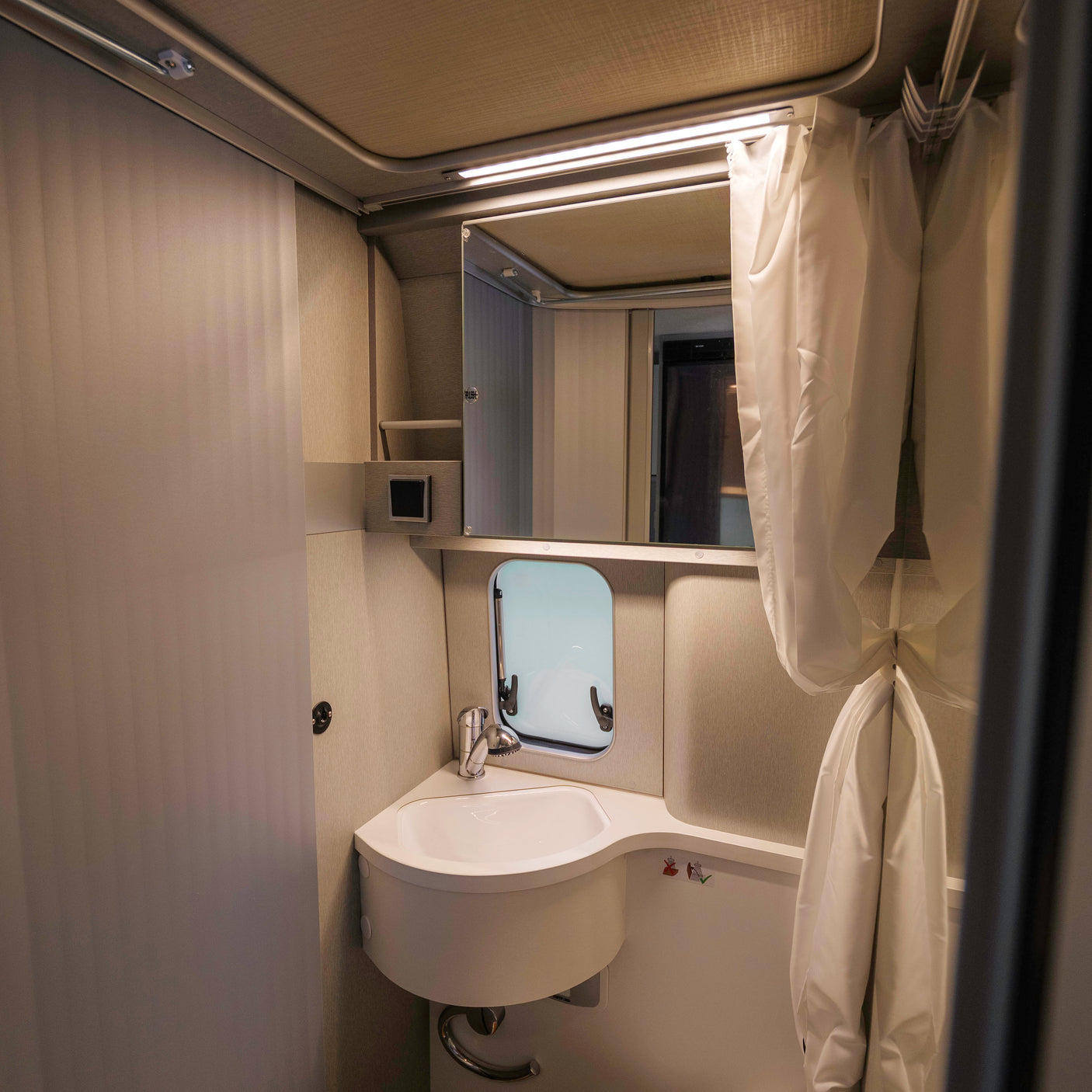 Brand New Hymer Free Campus 600 4 berth camper + £5000