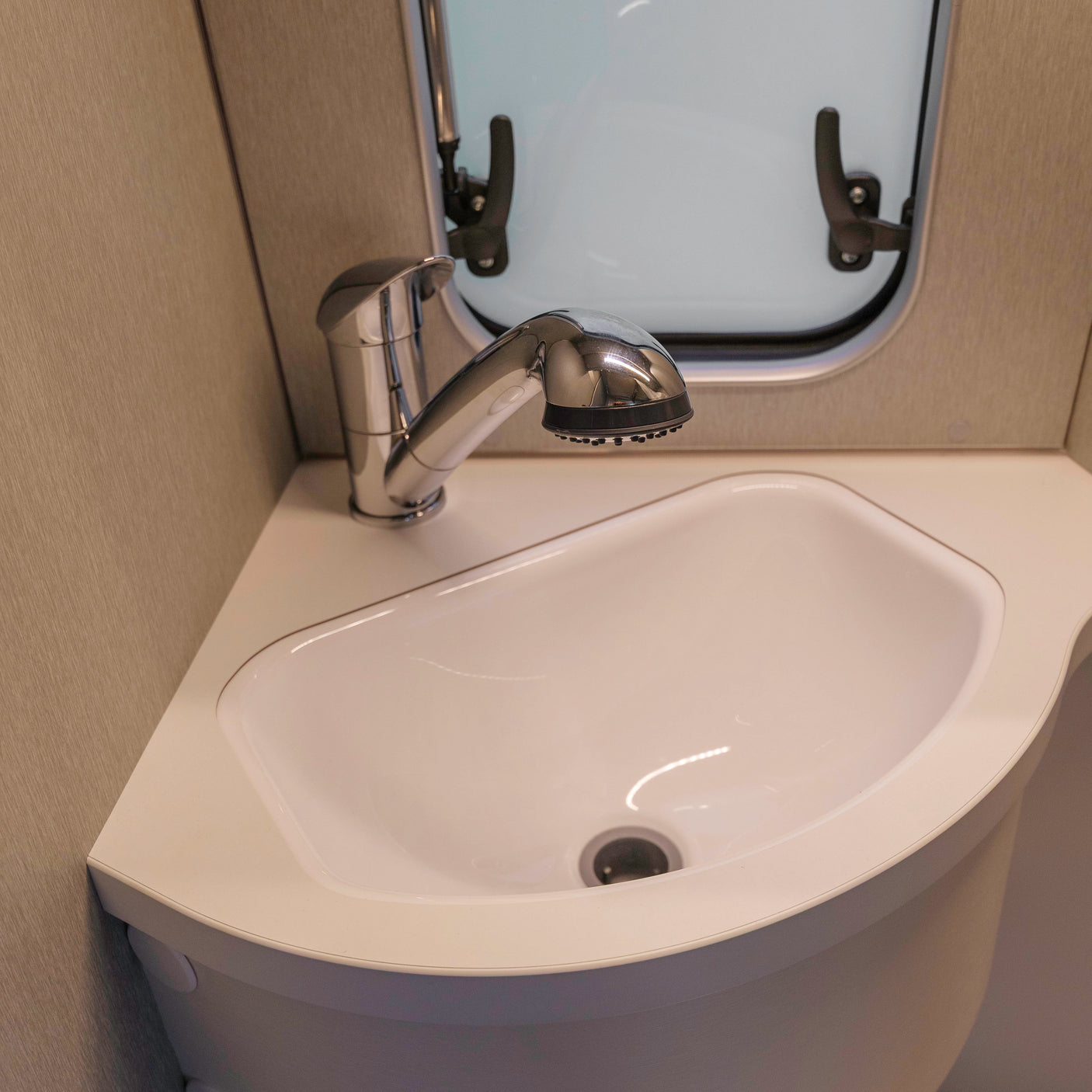 Brand New Hymer Free Campus 600 4 berth camper + £5000