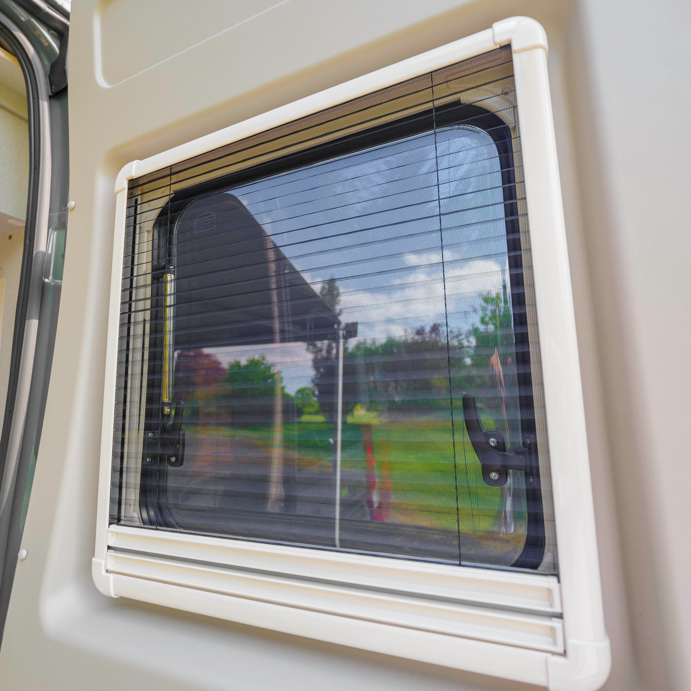 Brand New Hymer Free Campus 600 4 berth camper + £5000
