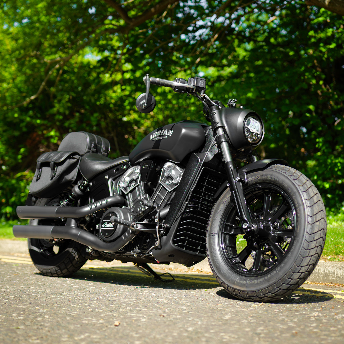 Indian Scout Bobber with Vance & Hines + £1000