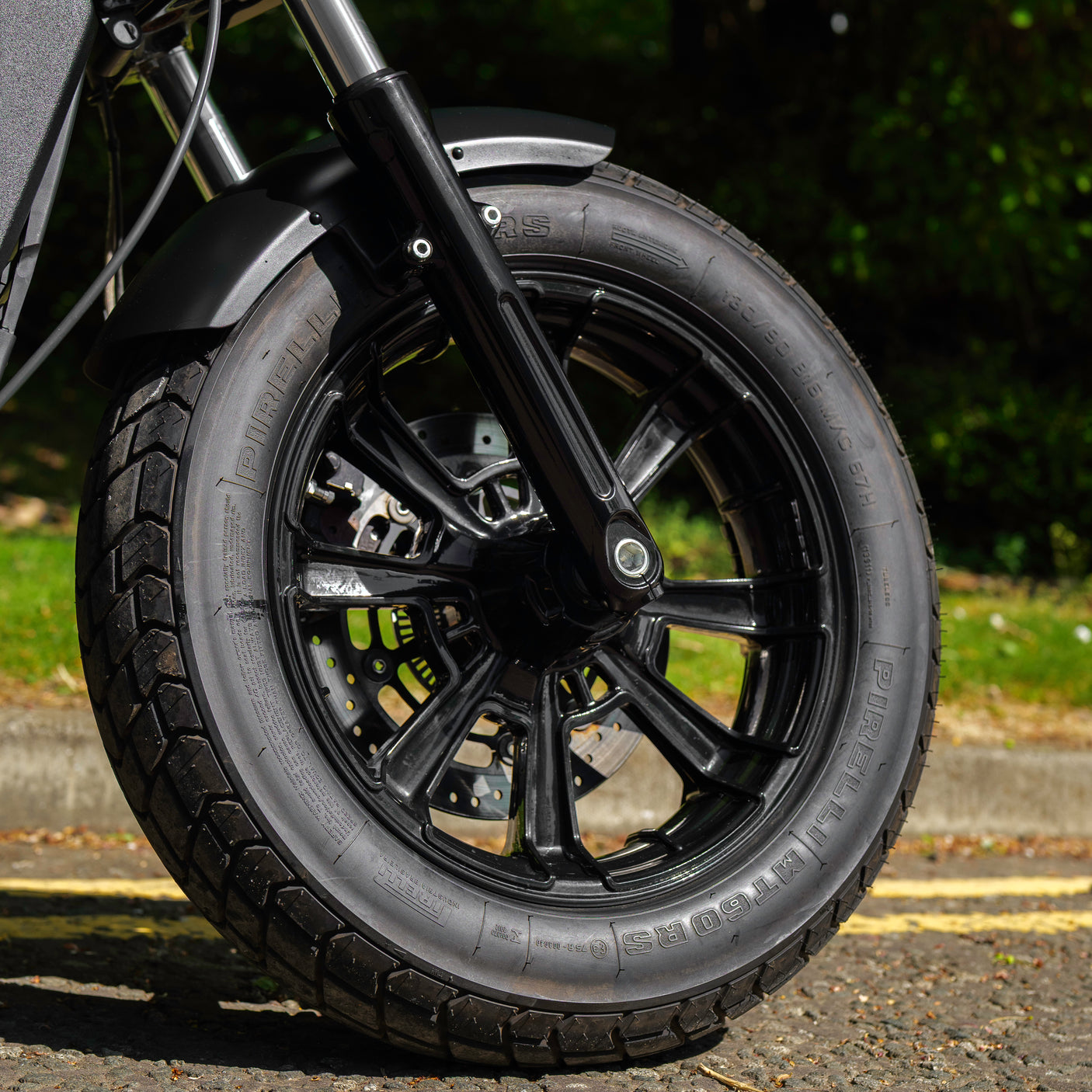 Indian Scout Bobber with Vance & Hines + £1000